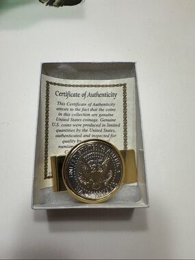 Gold-Tone Coin Money Clip for Men - Elegant Gold Finish